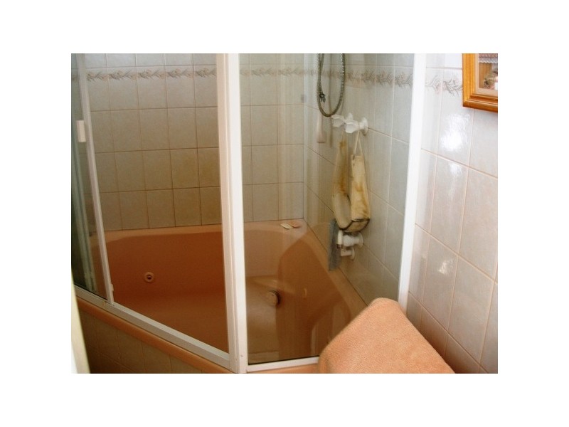 61 Rosemary Crescent, Frankston North VIC 3200