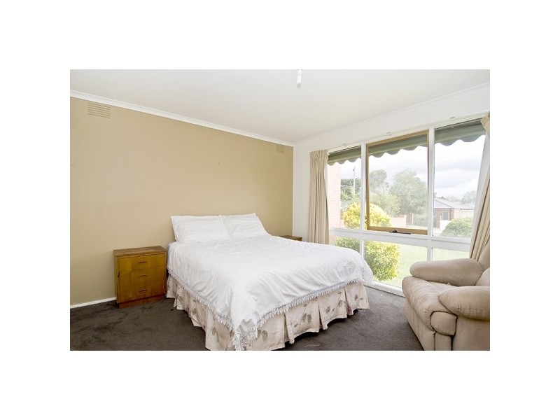 1 / 17 Raymond Street, Somerville VIC 3912