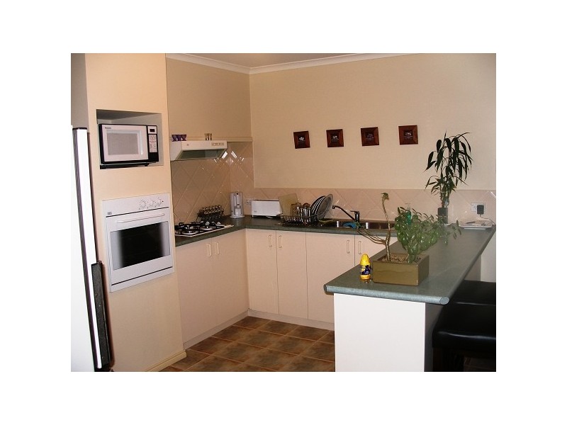 Unit 2, 25 Guelph Street, Somerville VIC 3912