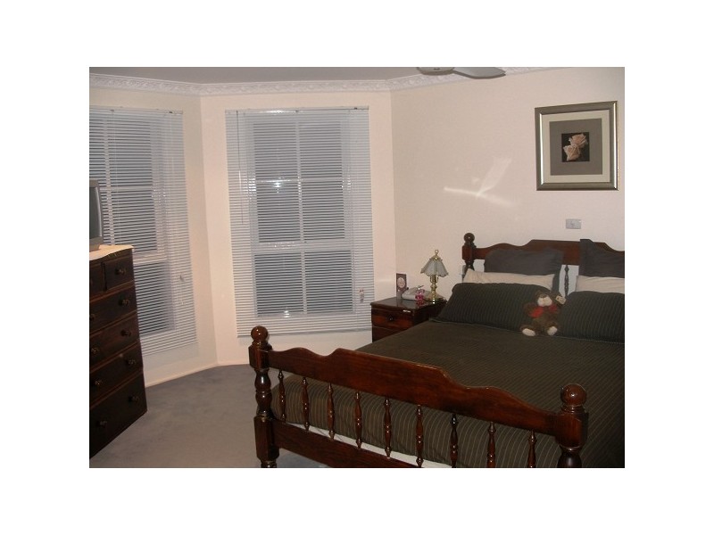 1 David Close, Somerville VIC 3912
