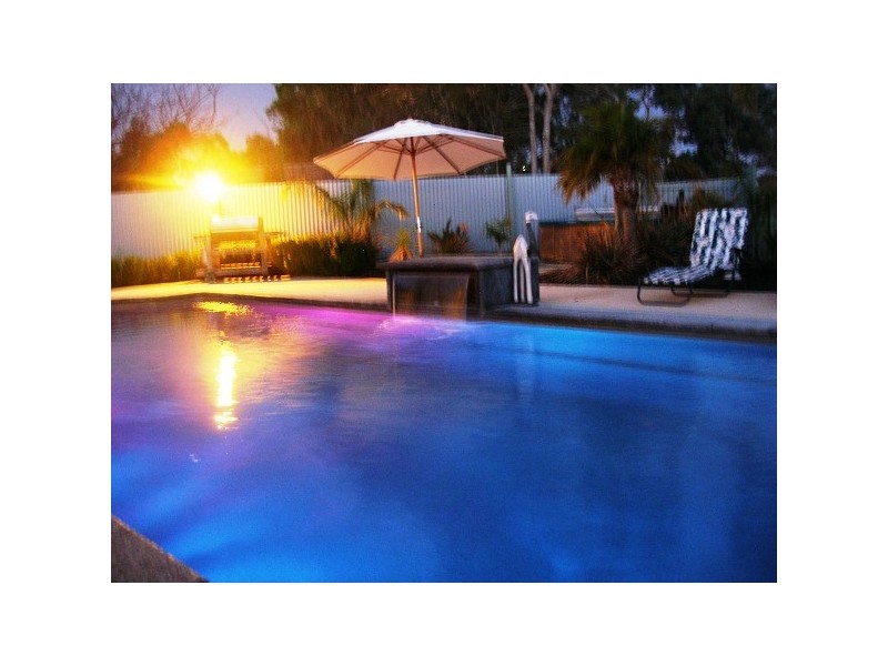 1 David Close, Somerville VIC 3912