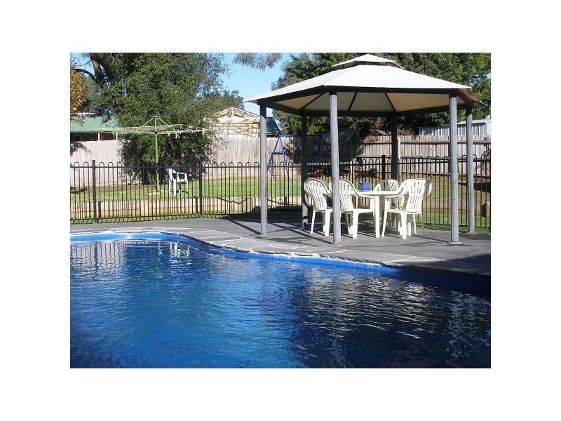 44 Robert Street, Somerville VIC 3912