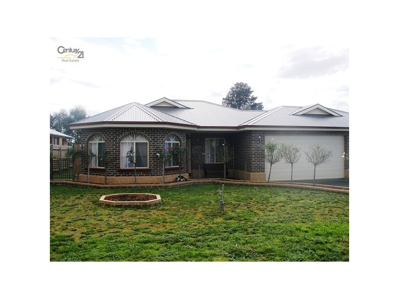 8 Matthew Circuit, Hastings VIC 3915