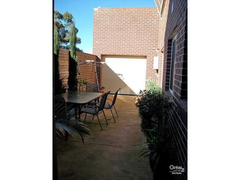 1/11 Colman Road, Warranwood VIC 3134