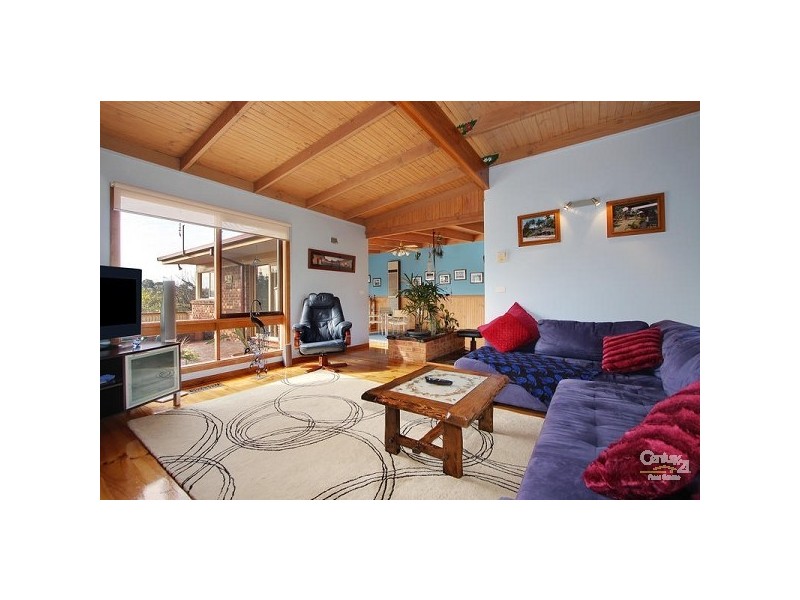 36 Parkvalley Drive, Chirnside Park VIC 3116