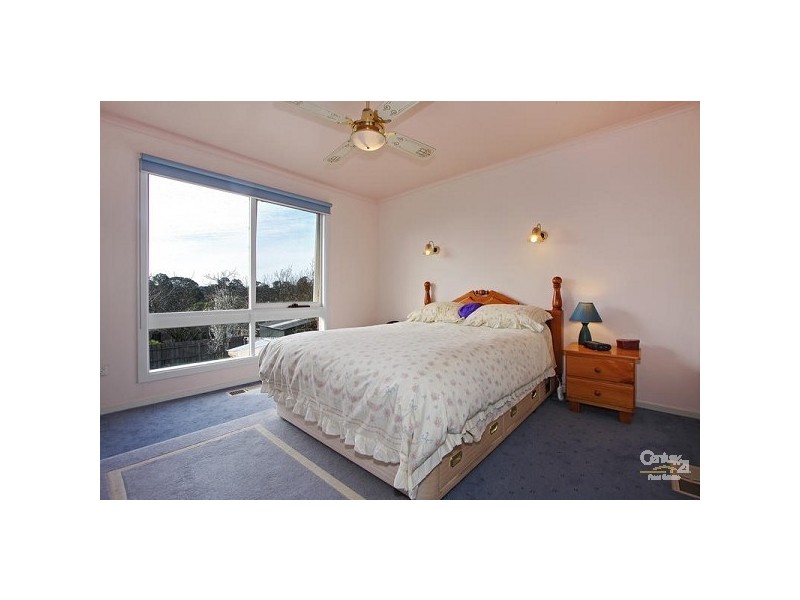 36 Parkvalley Drive, Chirnside Park VIC 3116