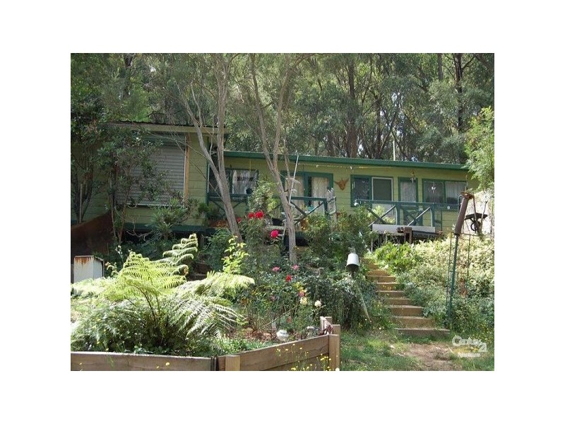 9 Bower Street, Kinglake VIC 3763