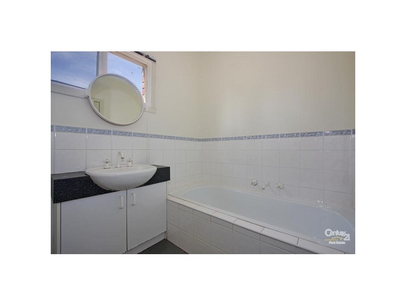 2/104 Mt Dandenong Road, Ringwood East VIC 3135