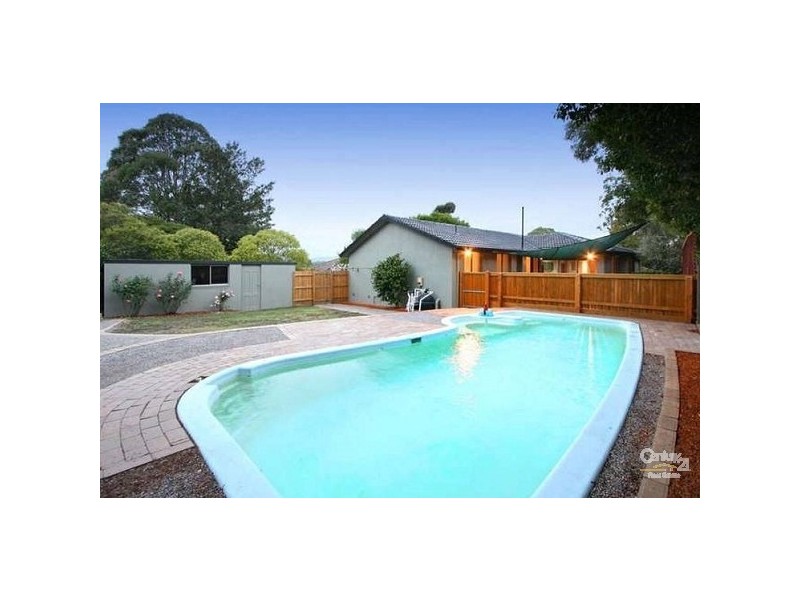 19 Berkley Road, Ringwood VIC 3134