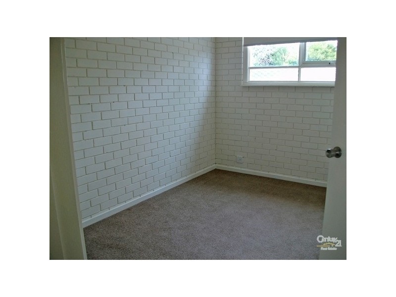 4/11 Alexandra Road, Ringwood East VIC 3135