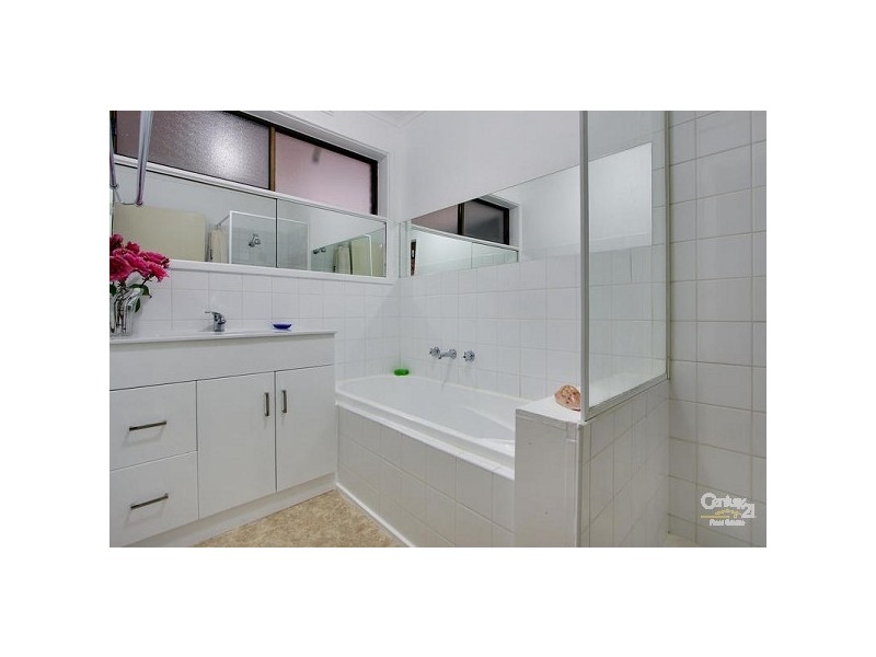 1/31 Oaktree Road, Croydon North VIC 3136