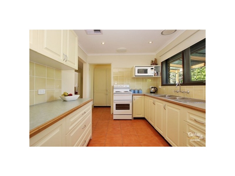 1/9 Rosedale Crescent, Ringwood East VIC 3135