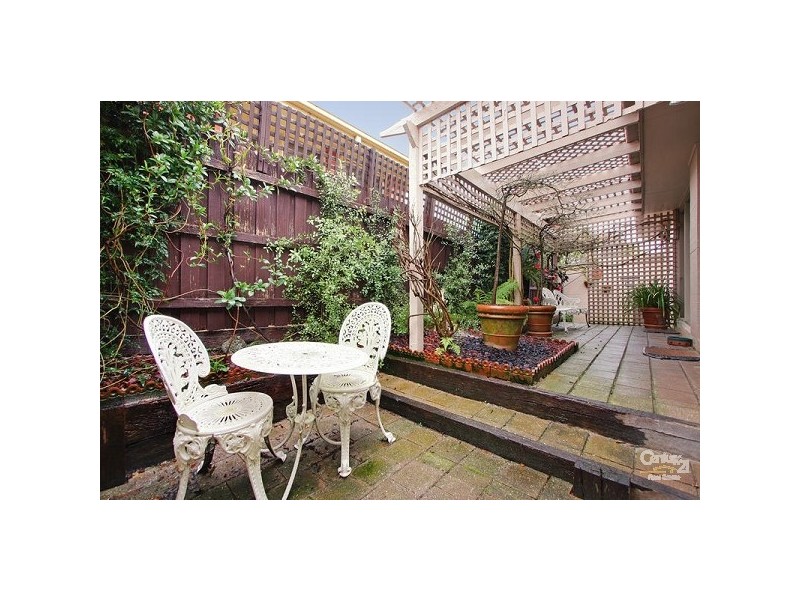 2/181 Bedford Road, Ringwood East VIC 3135