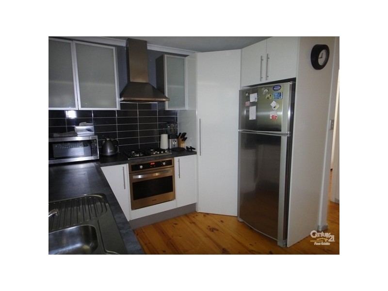 4/23 William Street, Ringwood VIC 3134