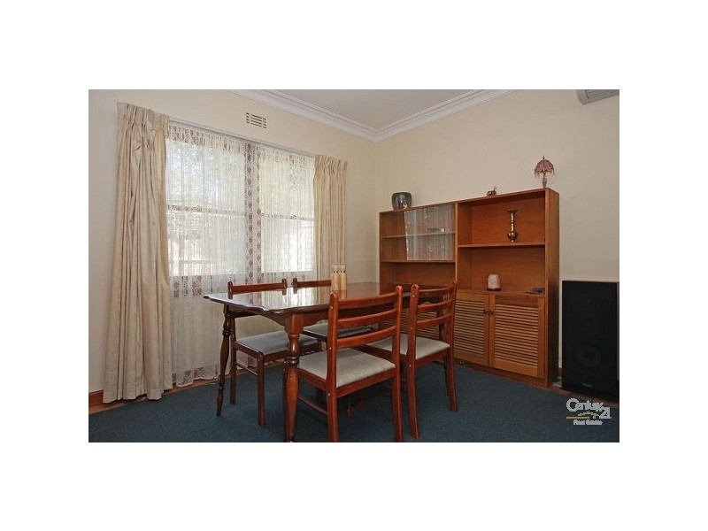 24 Knaith Road, Ringwood East VIC 3135