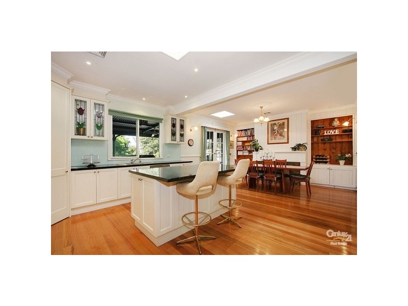 5 Grandview Avenue, Ringwood East VIC 3135