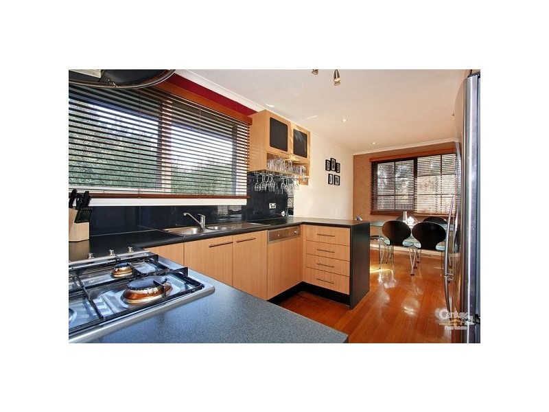 30 Gladesville Drive, Kilsyth VIC 3137