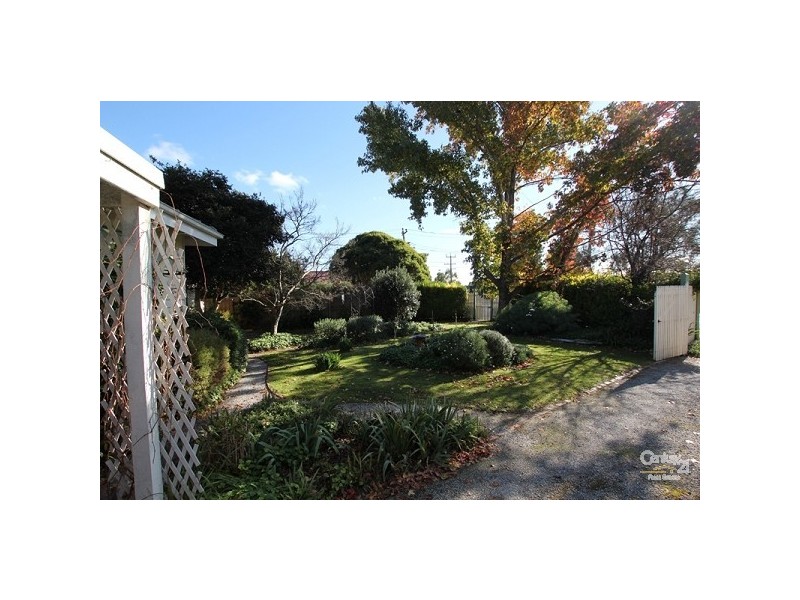 74 Bedford Road, Ringwood East VIC 3135
