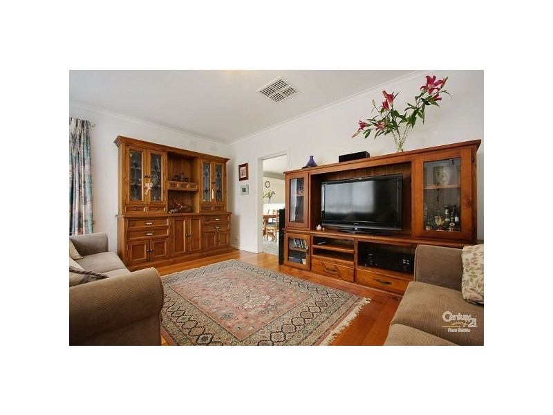 14 Knaith Road, Ringwood East VIC 3135