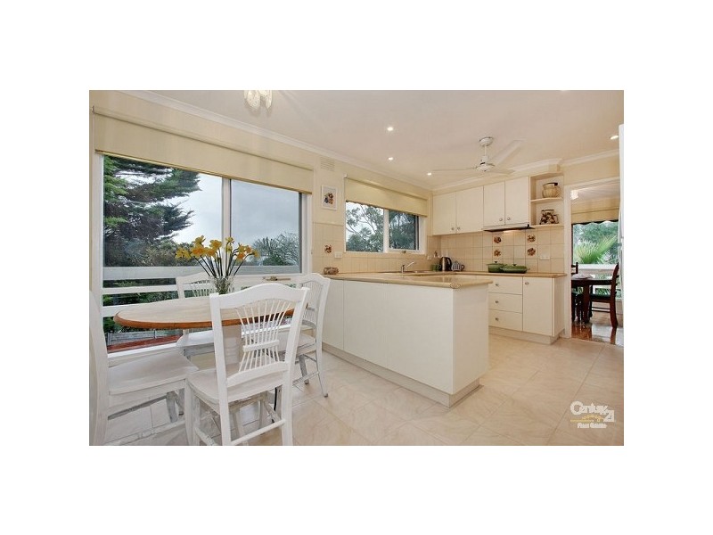 3 Brambleberry Lane, Chirnside Park VIC 3116