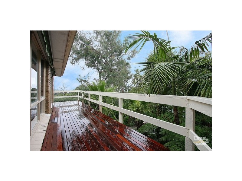 3 Brambleberry Lane, Chirnside Park VIC 3116