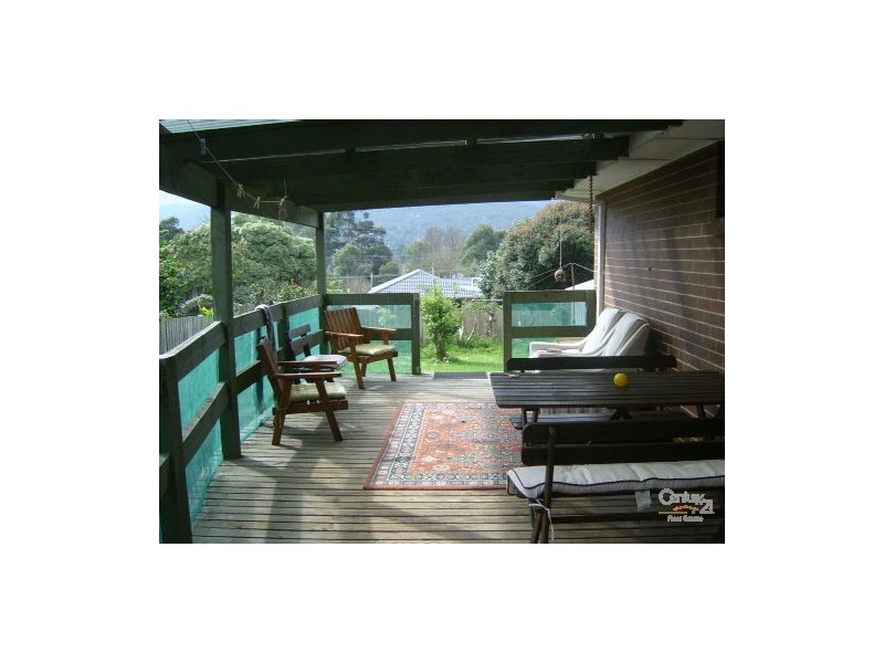 28 Waters Road, Upper Ferntree Gully VIC 3156