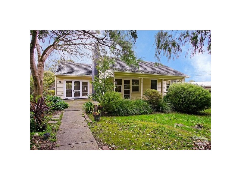 7 Bellevue Avenue, Ringwood VIC 3134