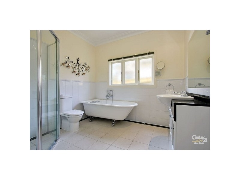 10 Doulton Avenue, Heathmont VIC 3135