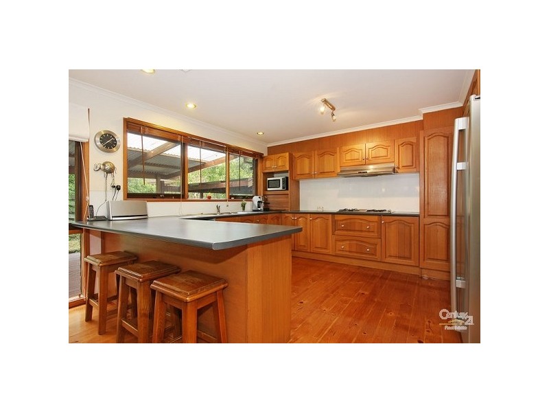 14 Lucas Close, Boronia VIC 3155