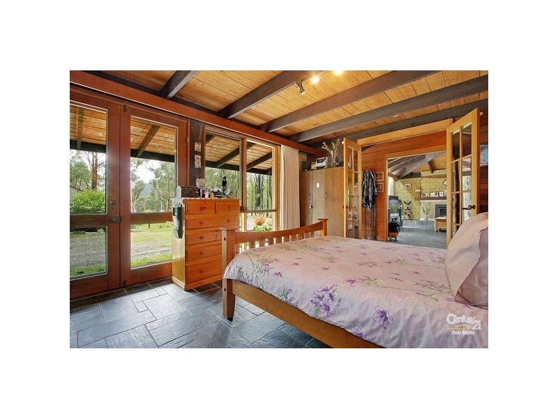 33 Banksia Court, Castella VIC 3777