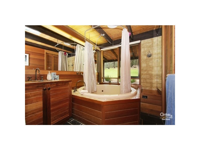 33 Banksia Court, Castella VIC 3777