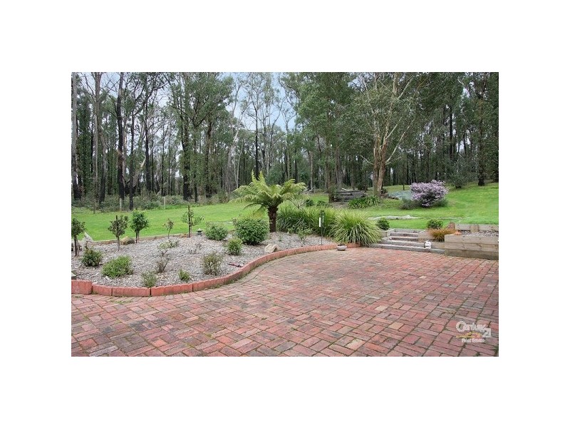 33 Banksia Court, Castella VIC 3777