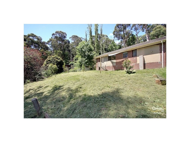27 Arbor Avenue, Belgrave VIC 3160