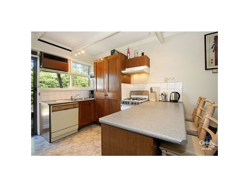 4/7 Canterbury Road, Ringwood East VIC 3135