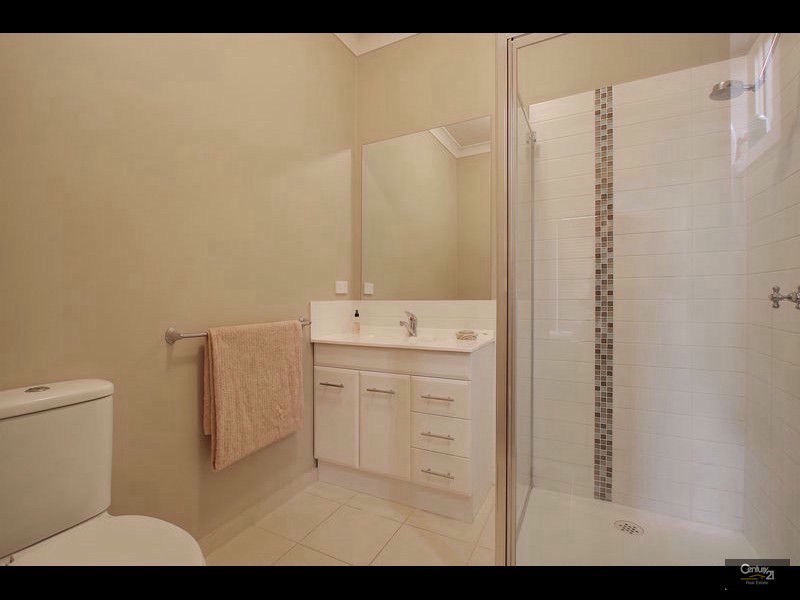 50 Mount Eccles Way, South Morang VIC 3752