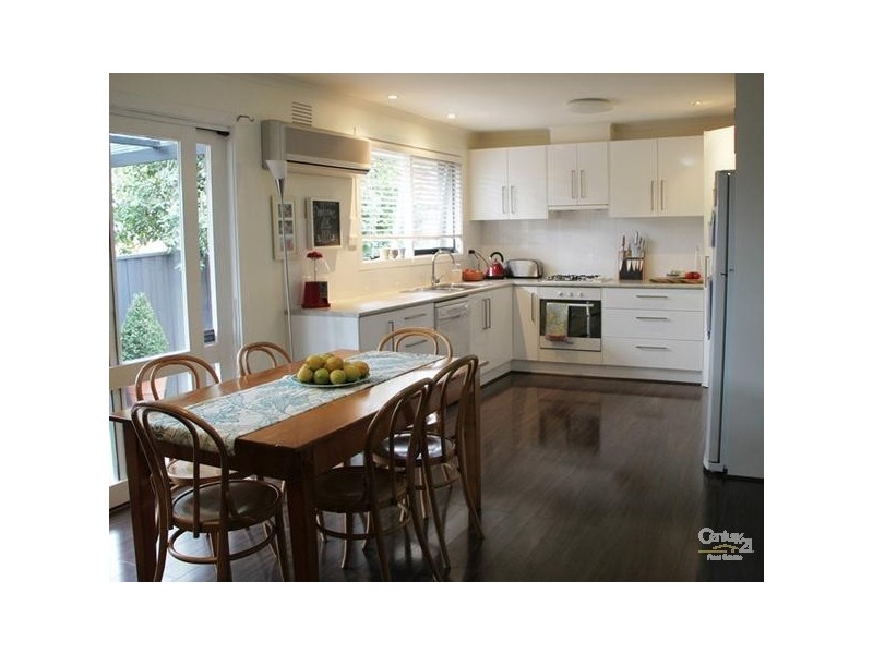 24 Fernwood Avenue, Ringwood East VIC 3135