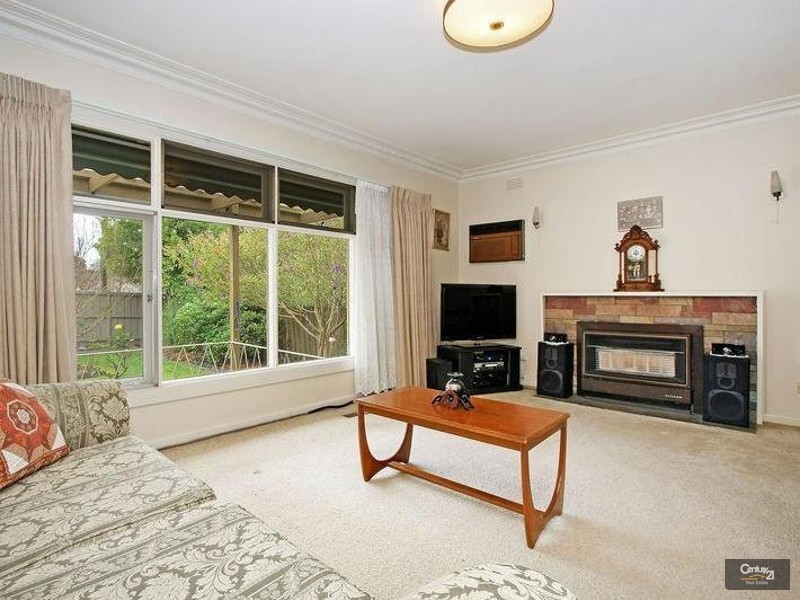 98 Wantirna Road, Ringwood VIC 3134