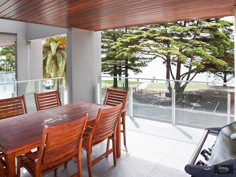 7/4 The Esplanade, Cowes VIC 3922
