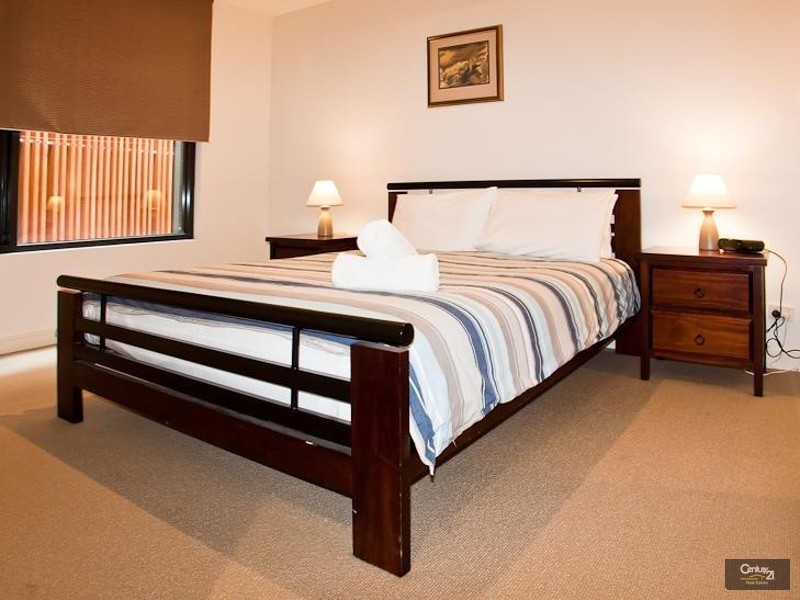 7/4 The Esplanade, Cowes VIC 3922