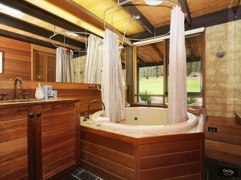 33 Banksia Court, Castella VIC 3777