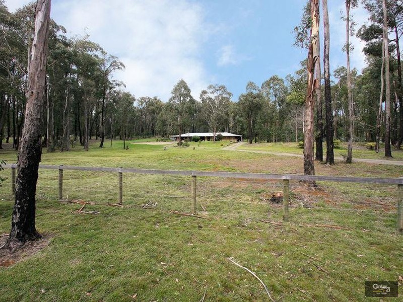 33 Banksia Court, Castella VIC 3777