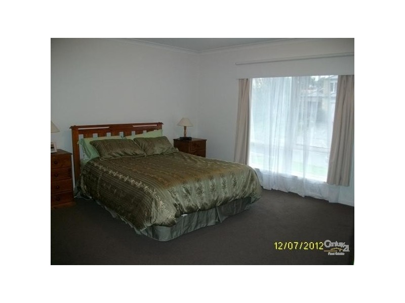 32 Bakers Road, Bayswater North VIC 3153