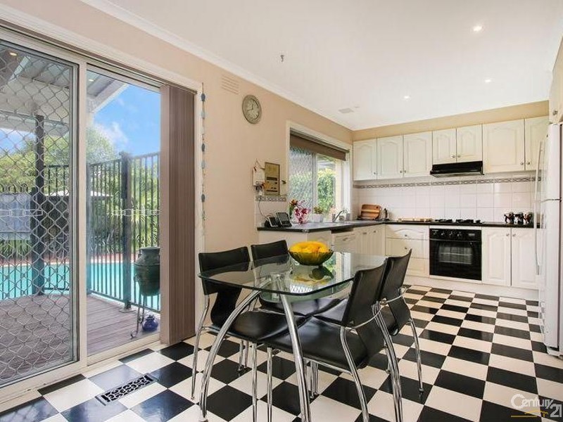 141 Mount Dandenong Road, Ringwood East VIC 3135