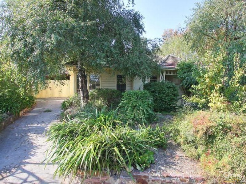 126 Mount Dandenong Road, Ringwood East VIC 3135