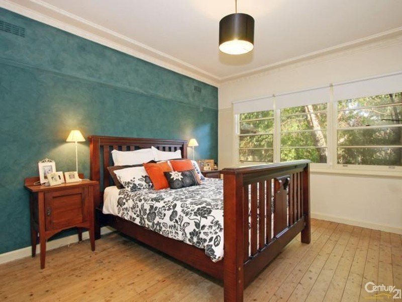 126 Mount Dandenong Road, Ringwood East VIC 3135