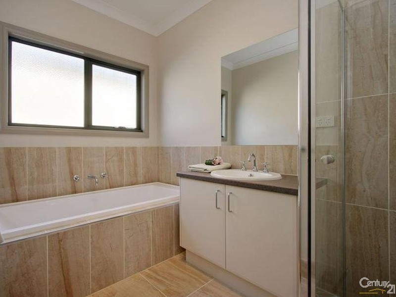 1/2A Gardner Parade, Mount Evelyn VIC 3796