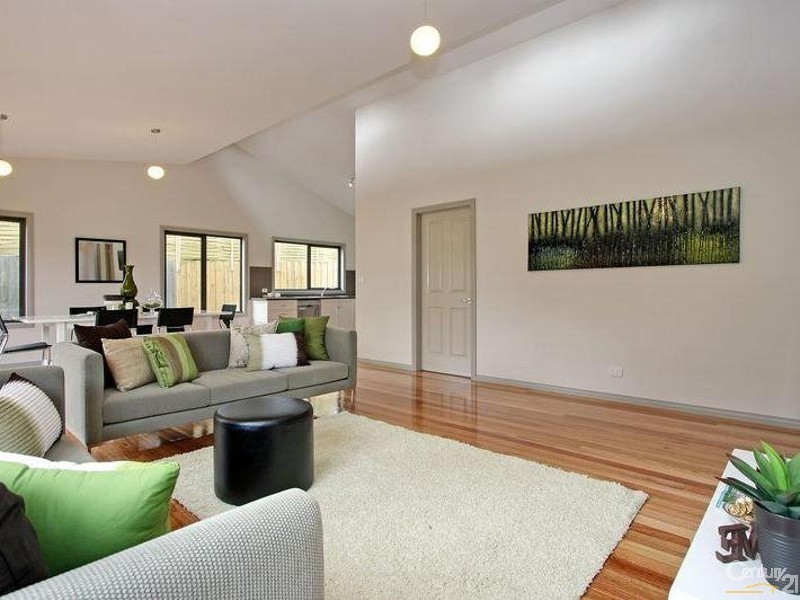 2/2A Gardner Parade, Mount Evelyn VIC 3796