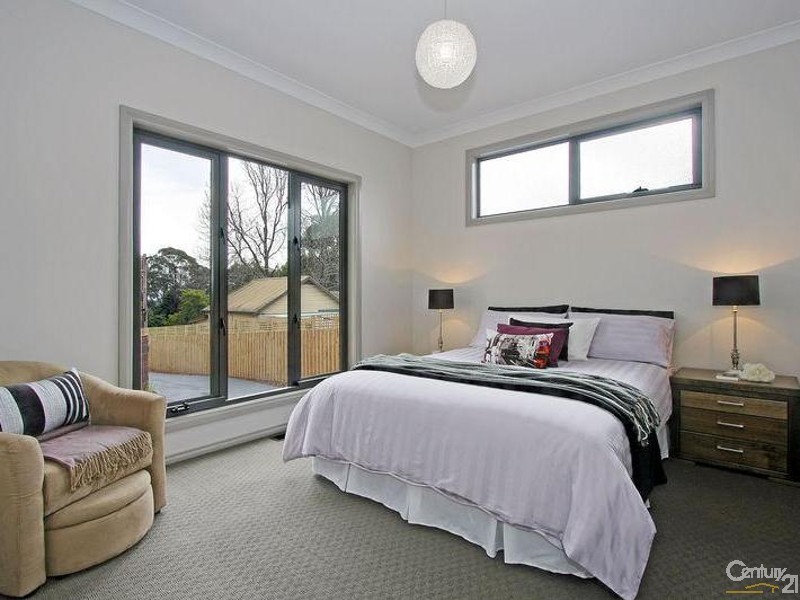 2/2A Gardner Parade, Mount Evelyn VIC 3796