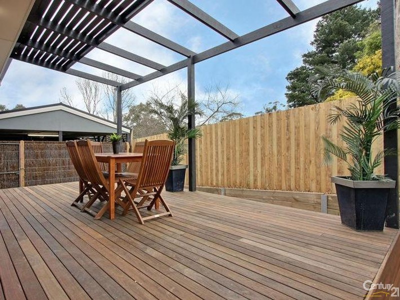 2/2A Gardner Parade, Mount Evelyn VIC 3796