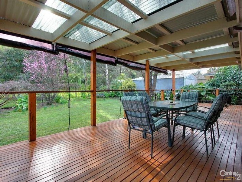 13 Smithacres Road, Montrose VIC 3765